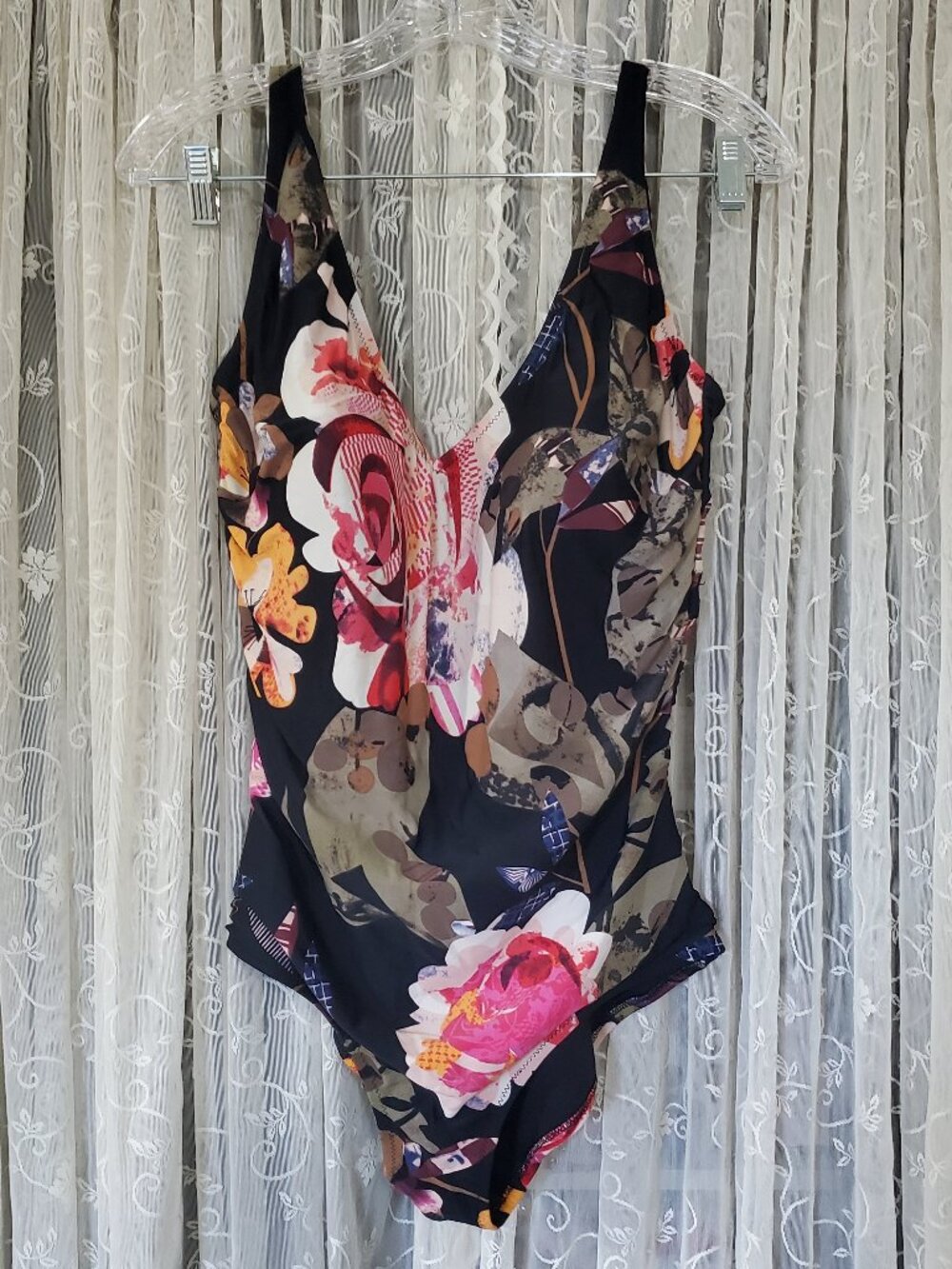 Gottex Silver Floral One-Piece Swimsuit size 16